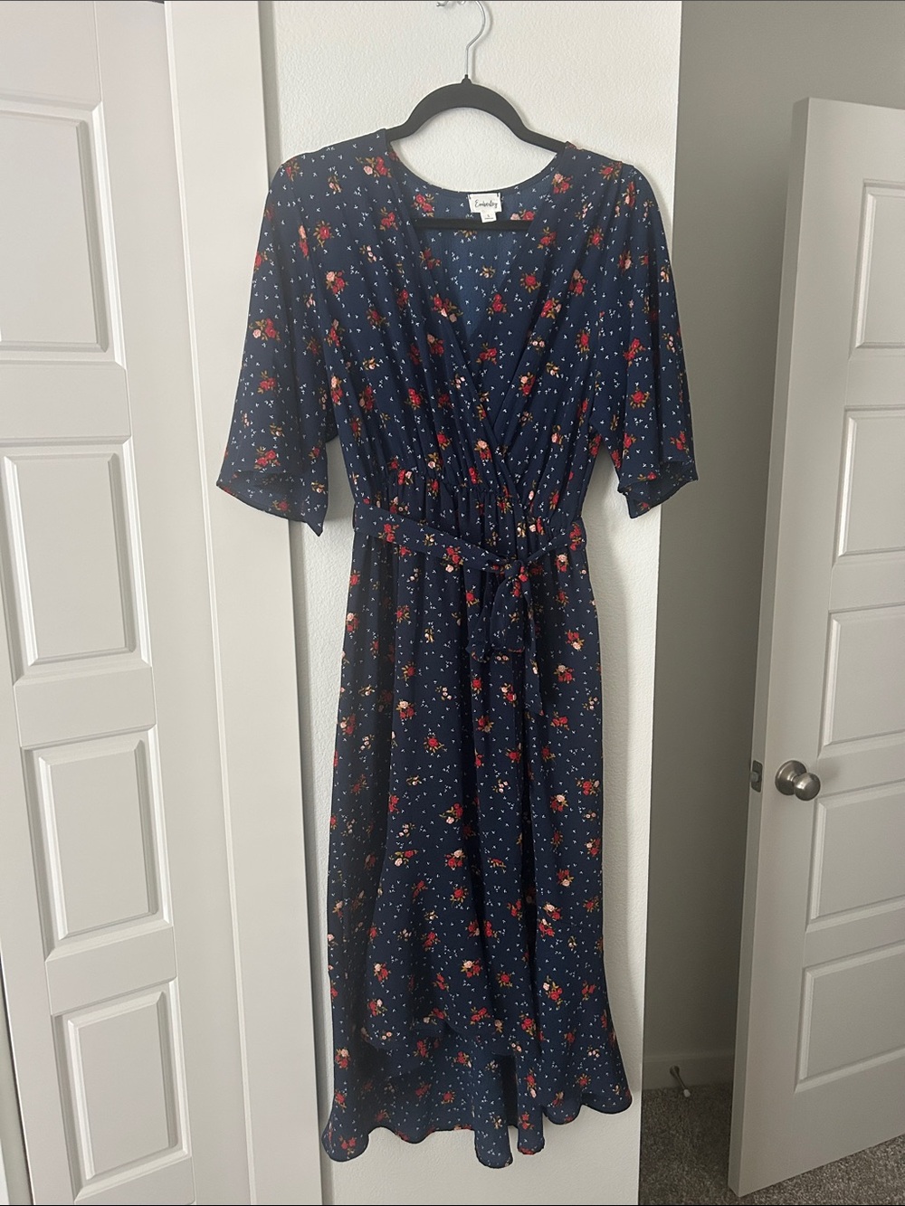 Lou & Grey Navy Floral Maxi Dress with Tie Waist